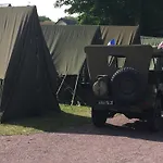 Les Volets Bleus-charmante Maison Entierement Equipee Face A La Pour 2 A 6 Personnes