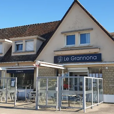 Les Volets Bleus-charmante Maison Entierement Equipee Face A La Pour 2 A 6 Personnes * Bernieres-sur-Mer