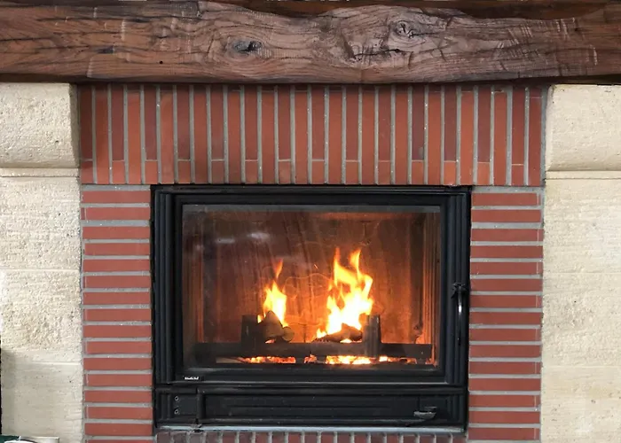 Casa vacanze Les Volets Bleus-charmante Maison Entierement Equipee Face A La Pour 2 A 6 Personnes Bernières-sur-Mer