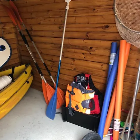 Les Volets Bleus-charmante Maison Entierement Equipee Face A La Pour 2 A 6 Personnes * Bernières-sur-Mer