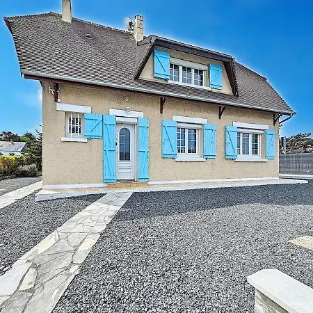 Les Volets Bleus-charmante Maison Entierement Equipee Face A La Pour 2 A 6 Personnes 別荘 *