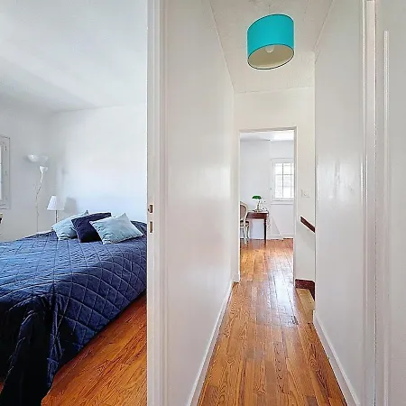 Les Volets Bleus-charmante Maison Entierement Equipee Face A La Pour 2 A 6 Personnes 펜션 *