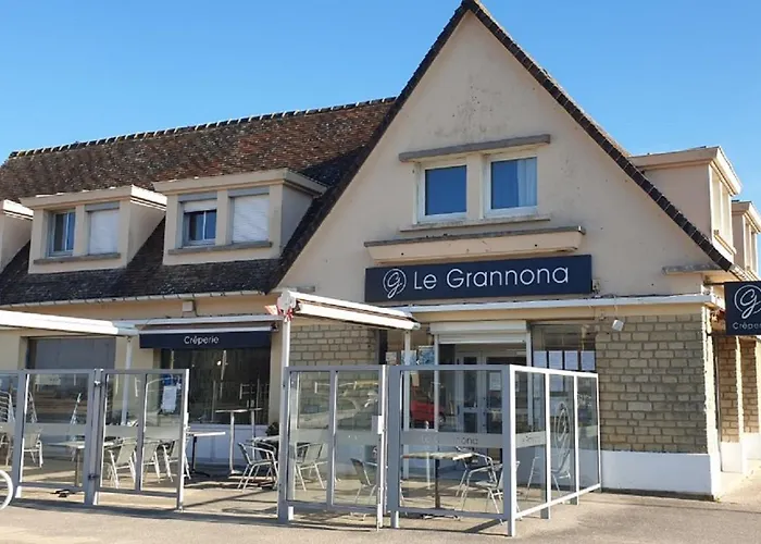 Les Volets Bleus-charmante Maison Entierement Equipee Face A La Pour 2 A 6 Personnes * Bernières-sur-Mer