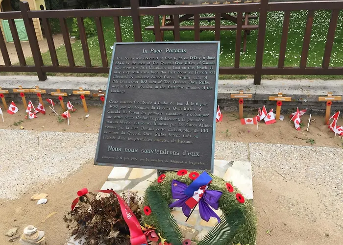 Ferienhaus Les Volets Bleus-charmante Maison Entierement Equipee Face A La Pour 2 A 6 Personnes