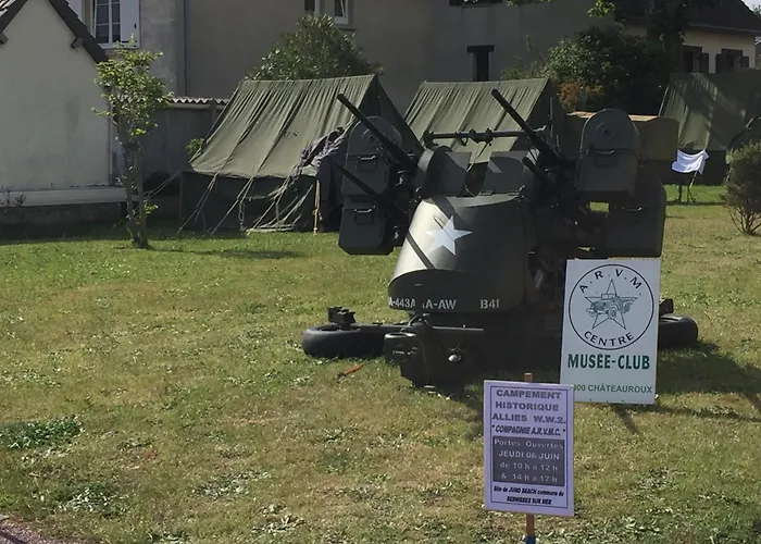 Les Volets Bleus-charmante Maison Entierement Equipee Face A La Pour 2 A 6 Personnes Bernières-sur-Mer