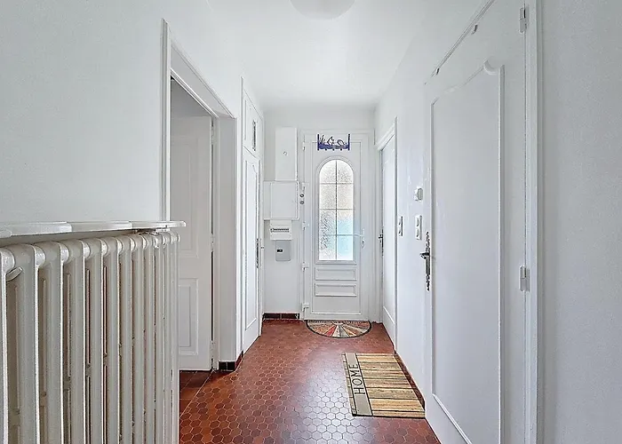 Les Volets Bleus-charmante Maison Entierement Equipee Face A La Pour 2 A 6 Personnes Ferienhaus