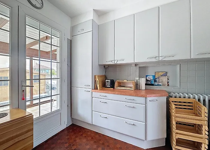 Ferienhaus Les Volets Bleus-charmante Maison Entierement Equipee Face A La Pour 2 A 6 Personnes Bernières-sur-Mer