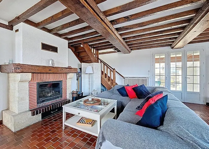 Les Volets Bleus-charmante Maison Entierement Equipee Face A La Pour 2 A 6 Personnes * Bernières-sur-Mer